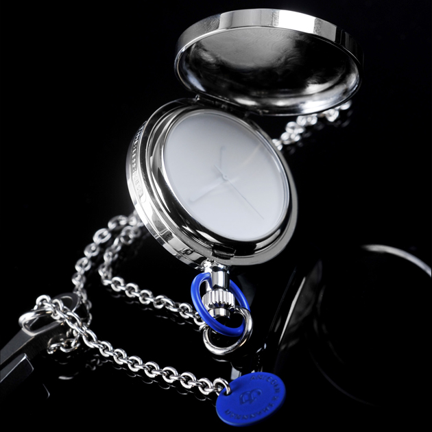 1510-The pocket watch (with necklace)